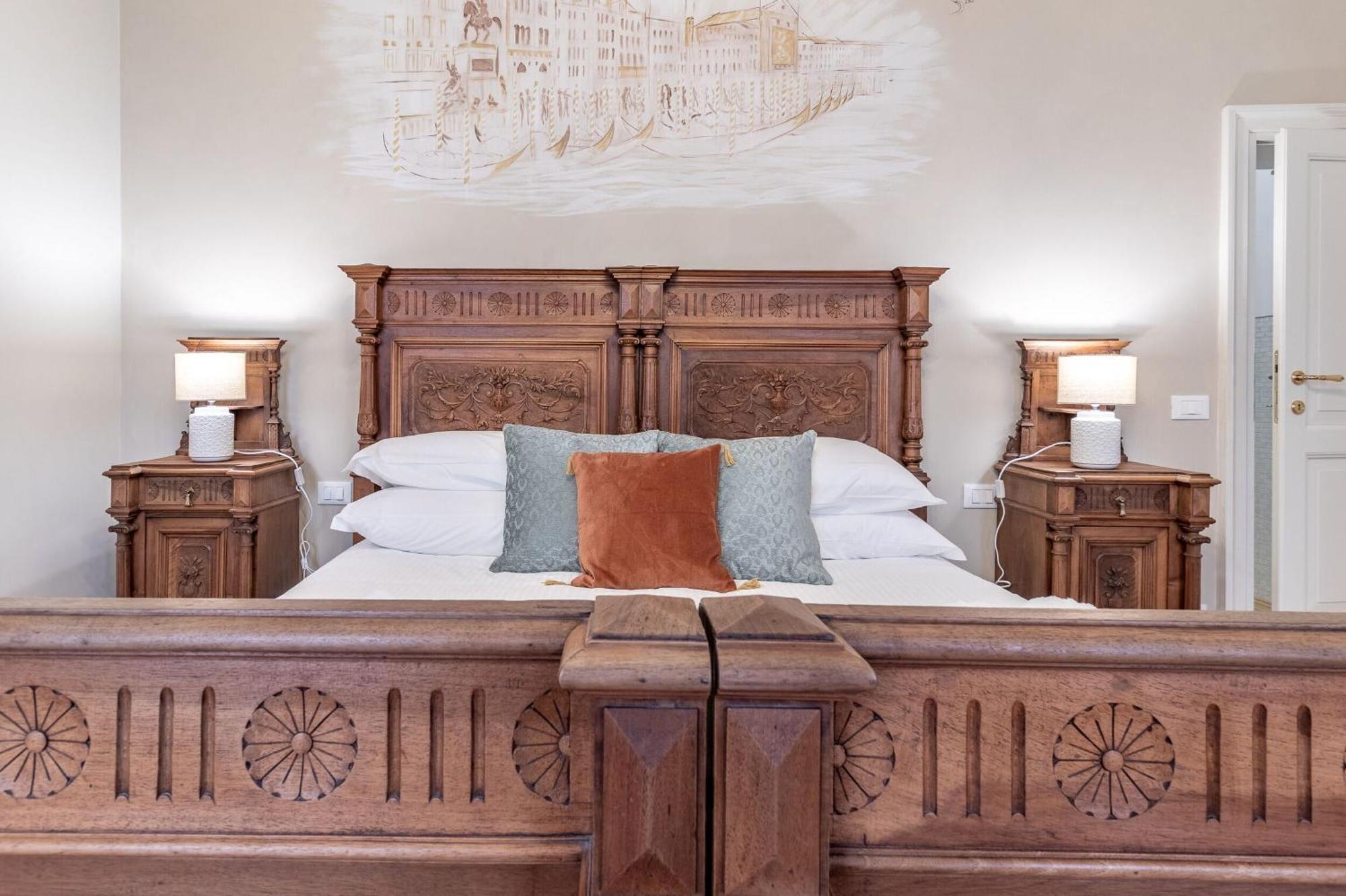 Italian Experience-riva Degli Schiavoni Boutique * Venice