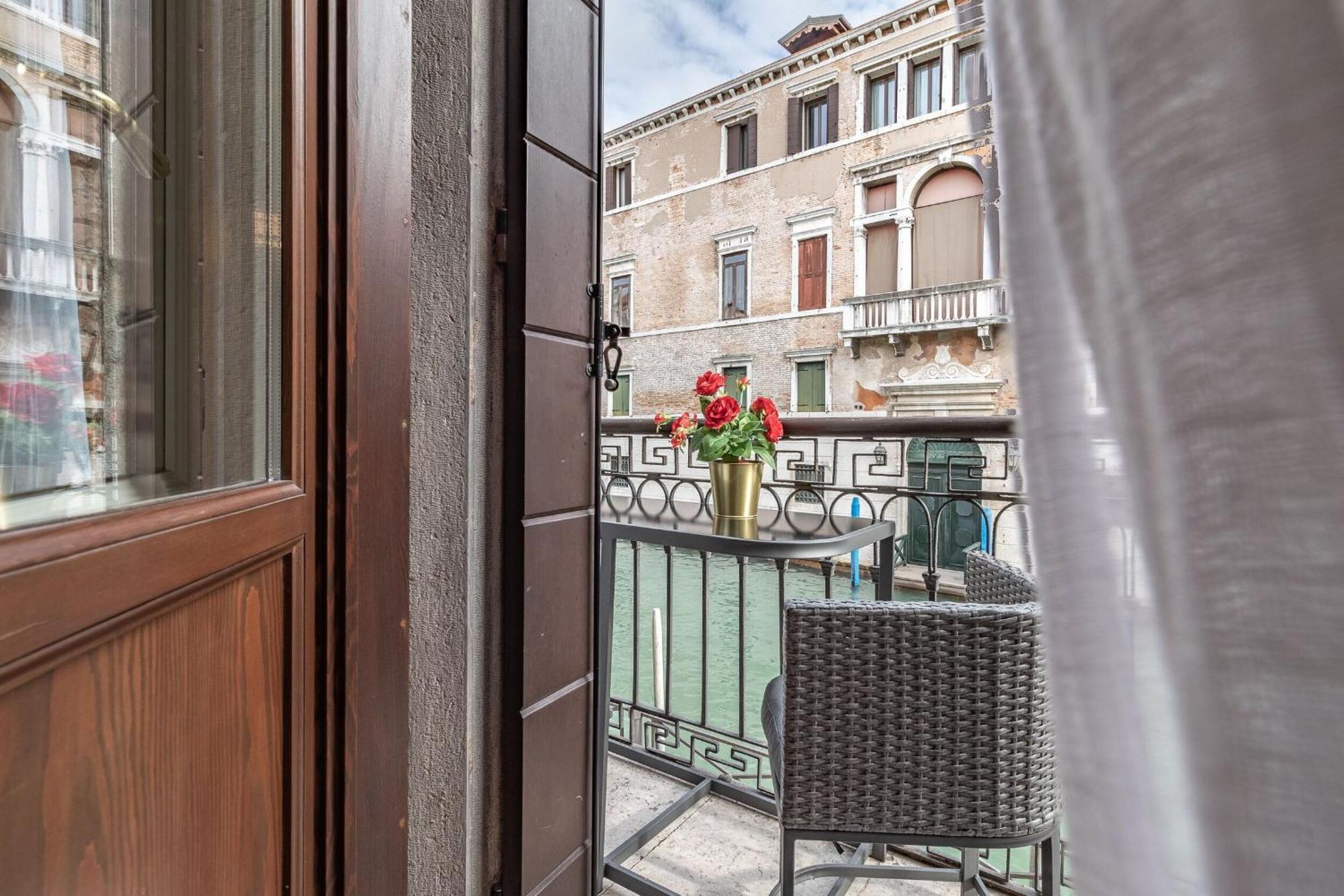 Apartment Italian Experience-riva Degli Schiavoni Boutique